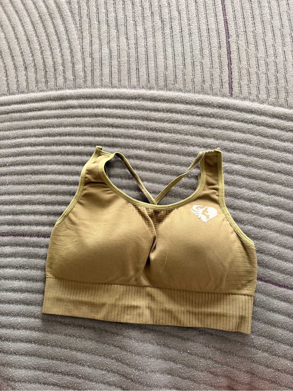 Women's best Olive Green Seamless Sports Bra with Crossback Straps